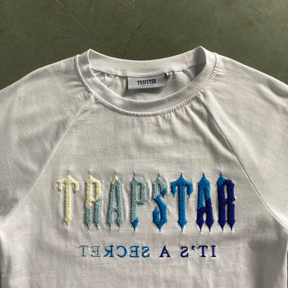 Trapstar Conjunto de Verão T-Shirt e Calções - Branco