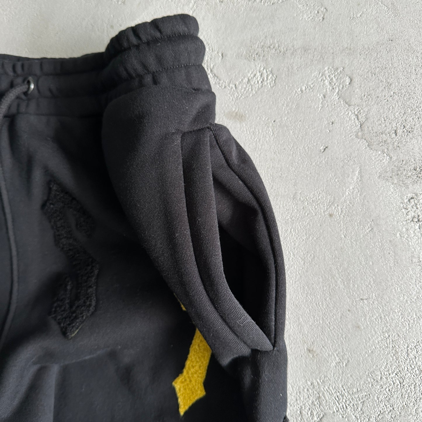 Trapstar Irongate Arch Chenille Tracksuit  Preto - Amarelo