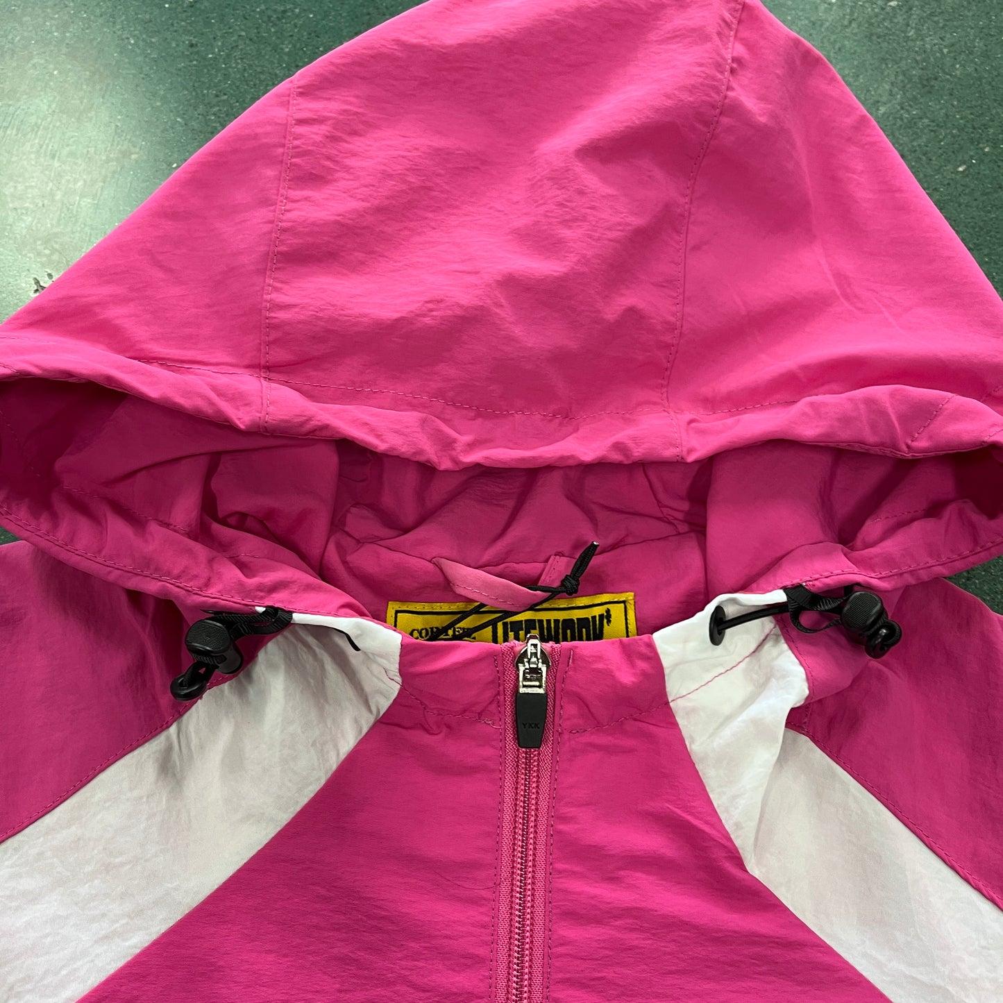 Corteiz Alcatraz Sun & Rain Windbreaker - Rosa