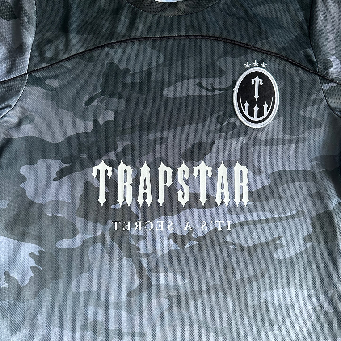 T-Shirt Trapstar Irogate Futebol Jersey t - Preto - Camuflado