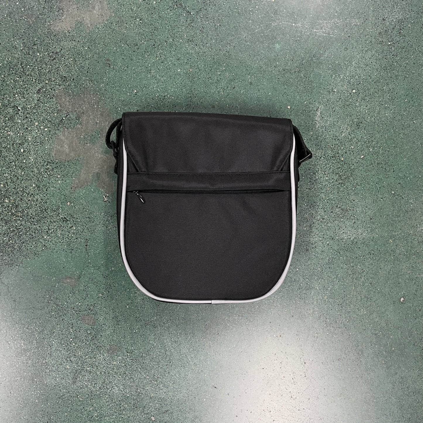 Cobra Trapstar Bag Preto- Reflective