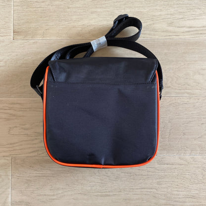 Trapstar Messenger Bag 1.0 – Preto - Laranja