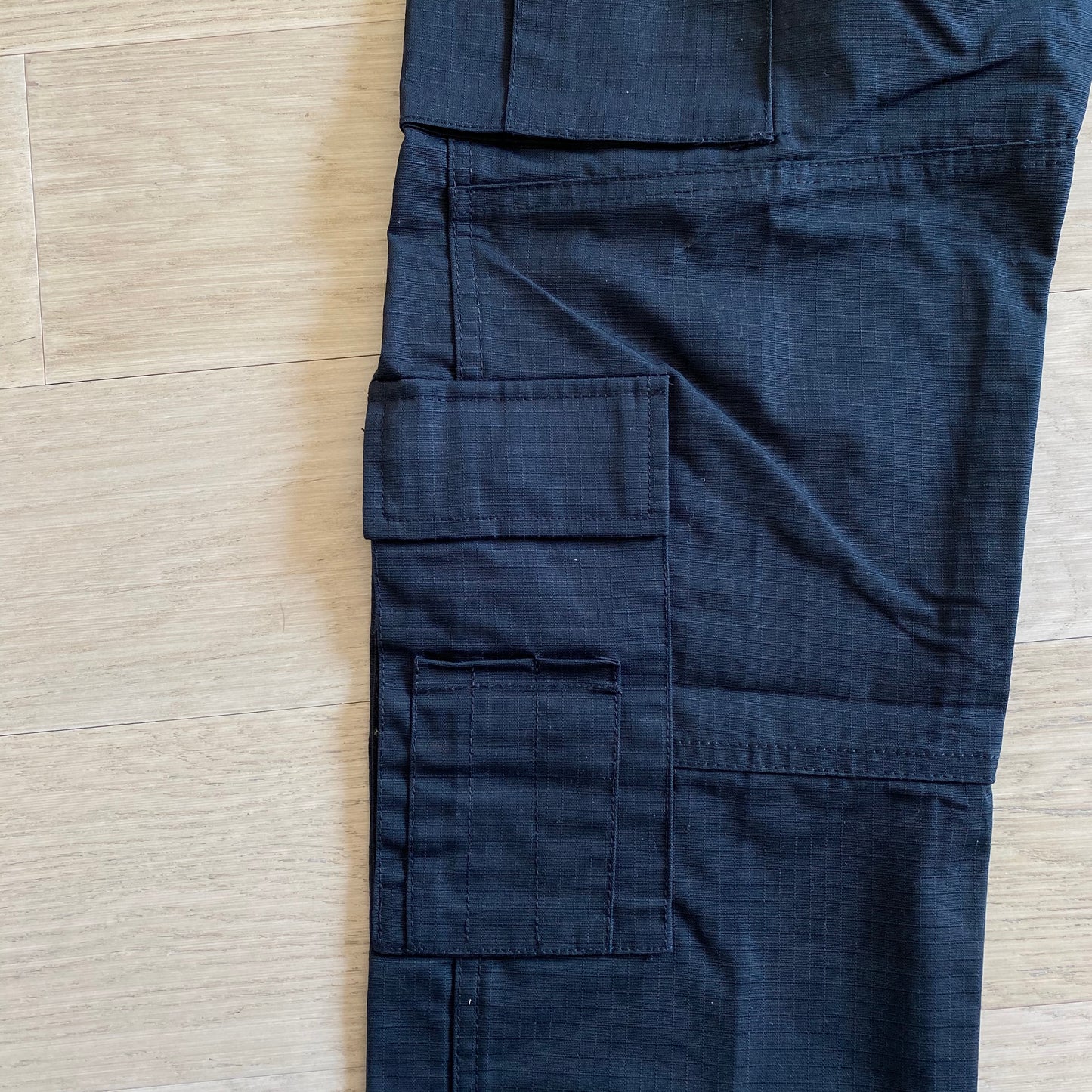 Corteiz Cargo Pants - Preto com Logótipo Verde