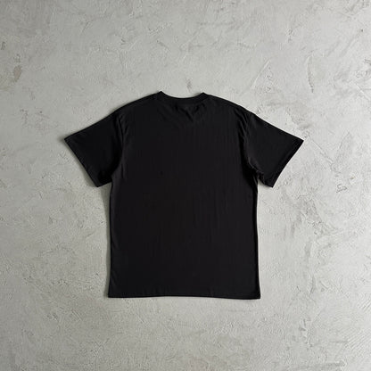 Corteiz Times New Roman Tee - Preto