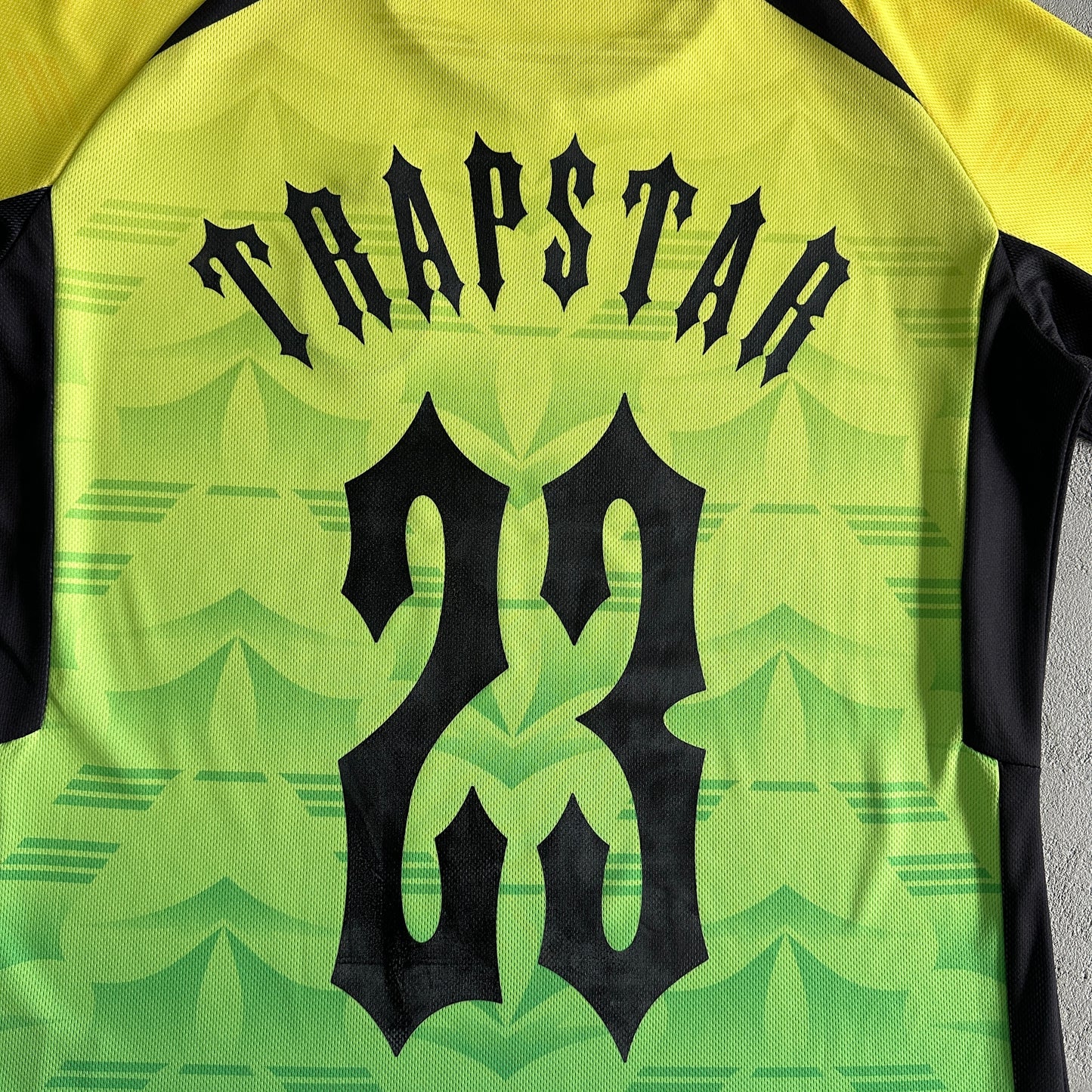 Football Jamaica Trapstar T-Shirt – Verde / Amarelo / Preto