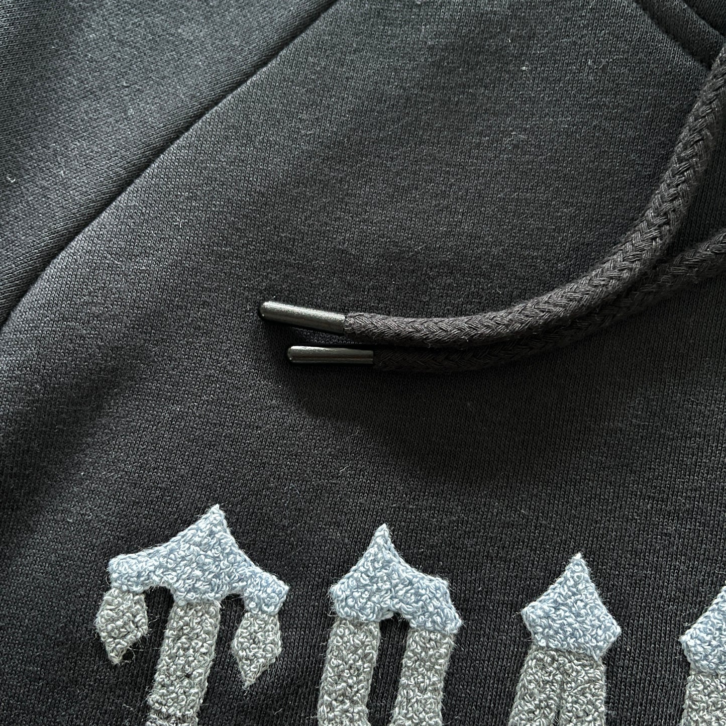 CONJUNTO Chenille Decoded 2.0 Hooded Tracksuit - Preto & Cinza