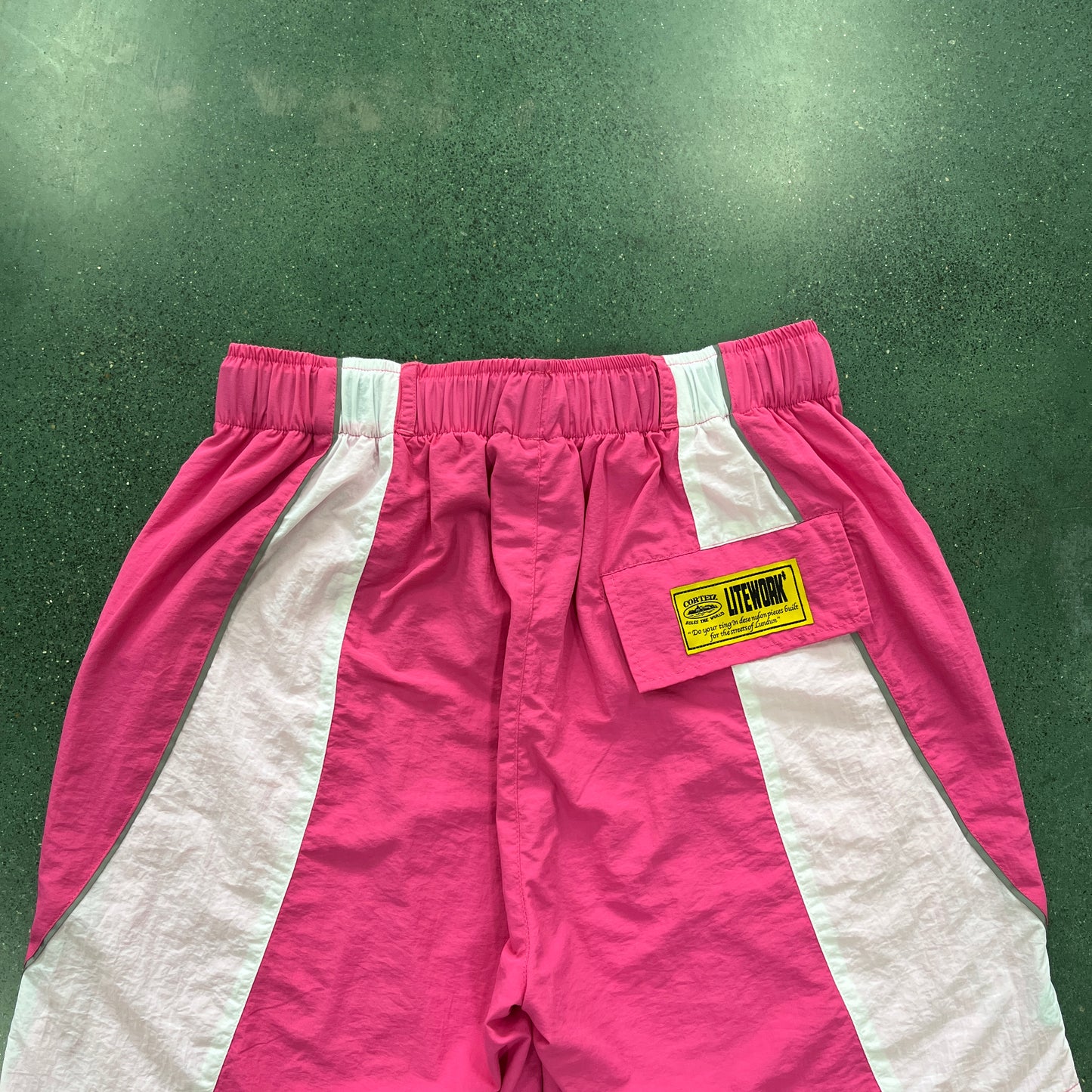 Corteiz Alcatraz Sun & Rain Shorts – Rosa 🌞🌧️ (Unissexo)