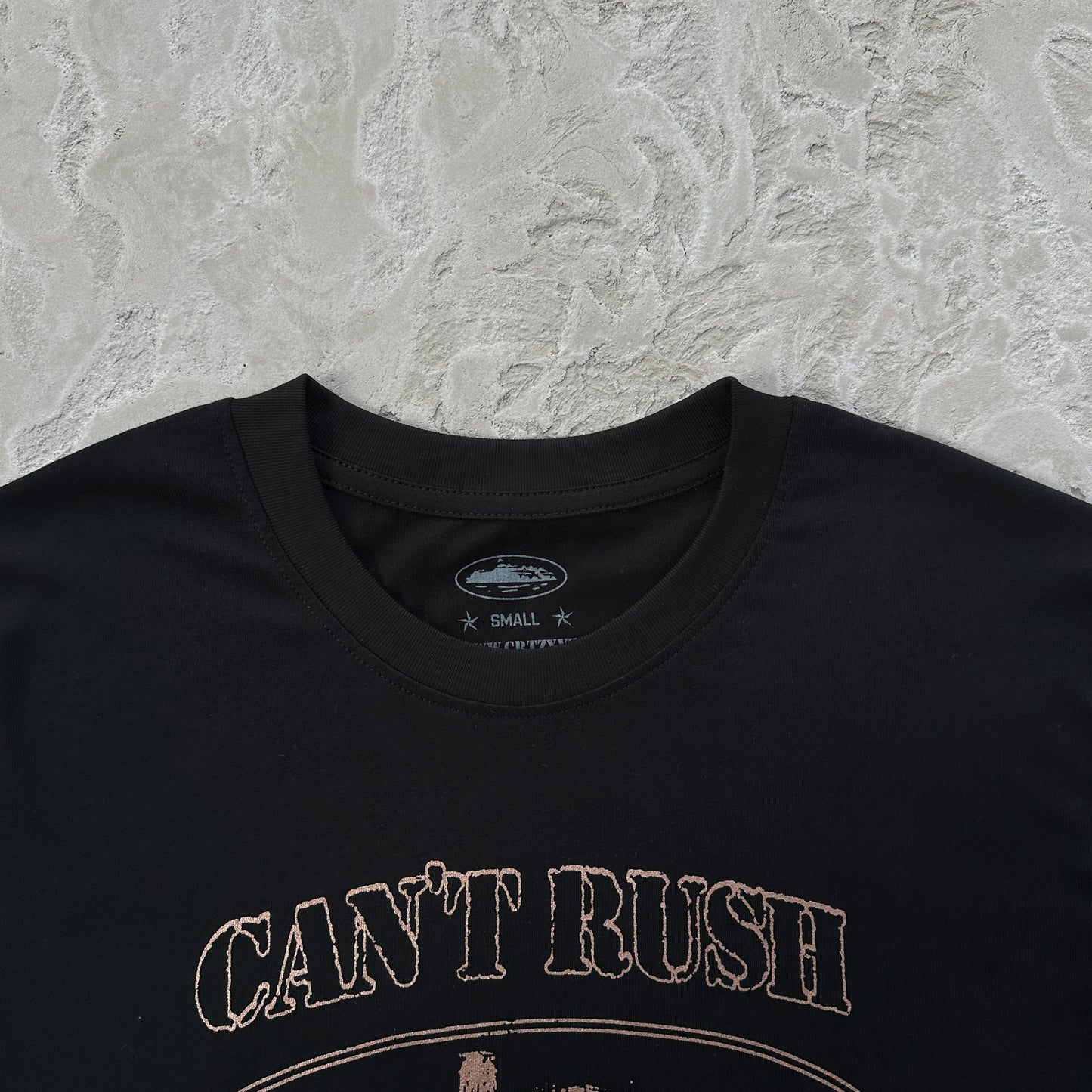 Corteiz Can’t Rush Tee - Preto