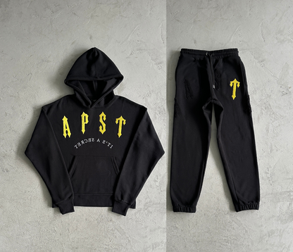 Trapstar Irongate Arch Chenille Tracksuit  Preto - Amarelo