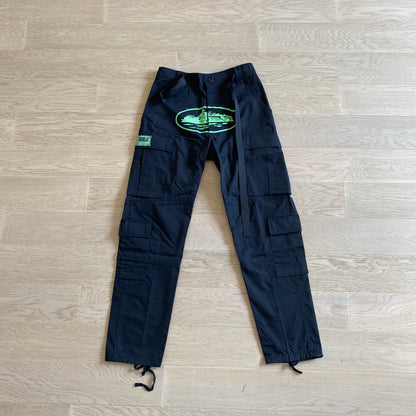 Corteiz Cargo Pants - Preto com Logótipo Verde