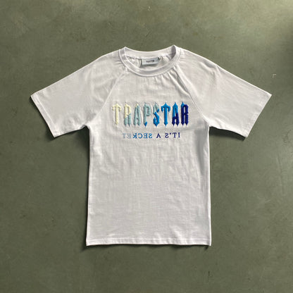 Trapstar Conjunto de Verão T-Shirt e Calções - Branco