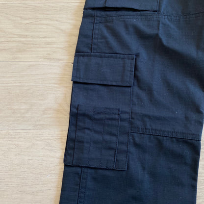 Corteiz Cargo Pants - Preto com Logótipo Amarelo