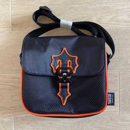 Trapstar Messenger Bag 1.0 – Preto - Laranja