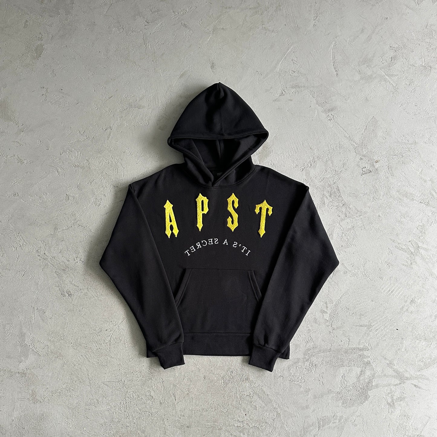 Trapstar Irongate Arch Chenille Tracksuit  Preto - Amarelo